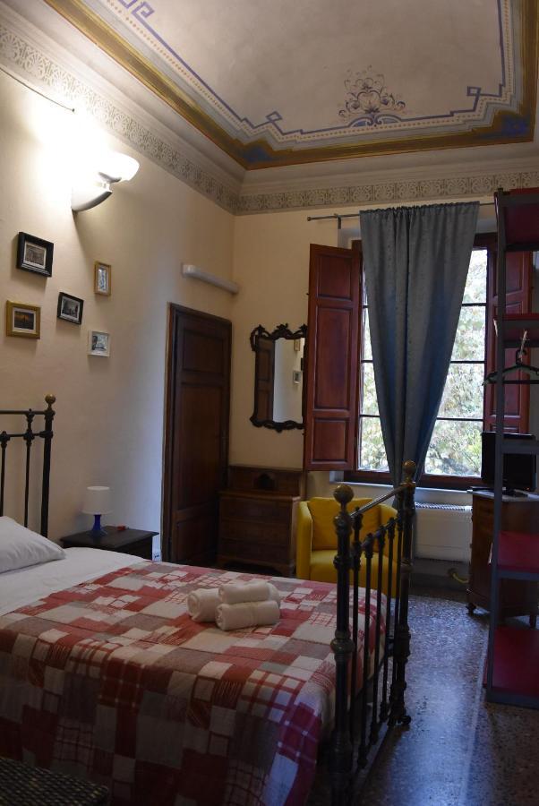 Отель Relais Lorebian Пиза Экстерьер фото